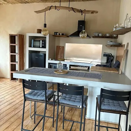 In Tapigliano With Garden And Parking Nebbiuno