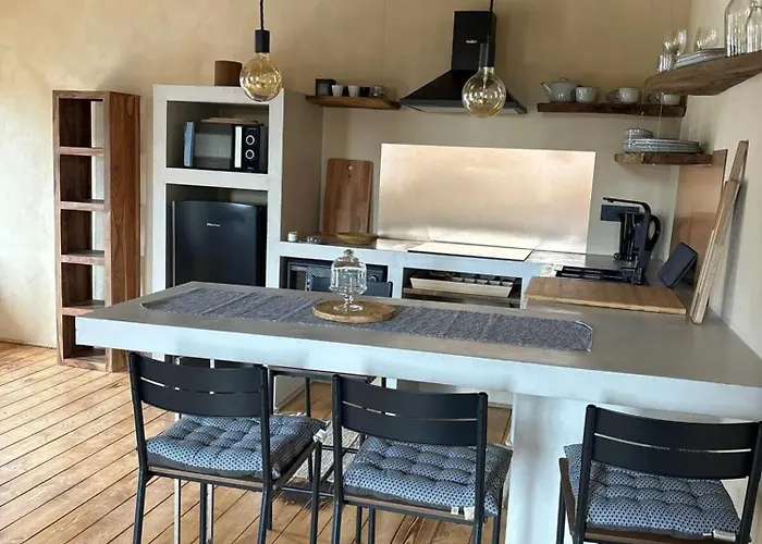 In Tapigliano With Garden And Parking Nebbiuno